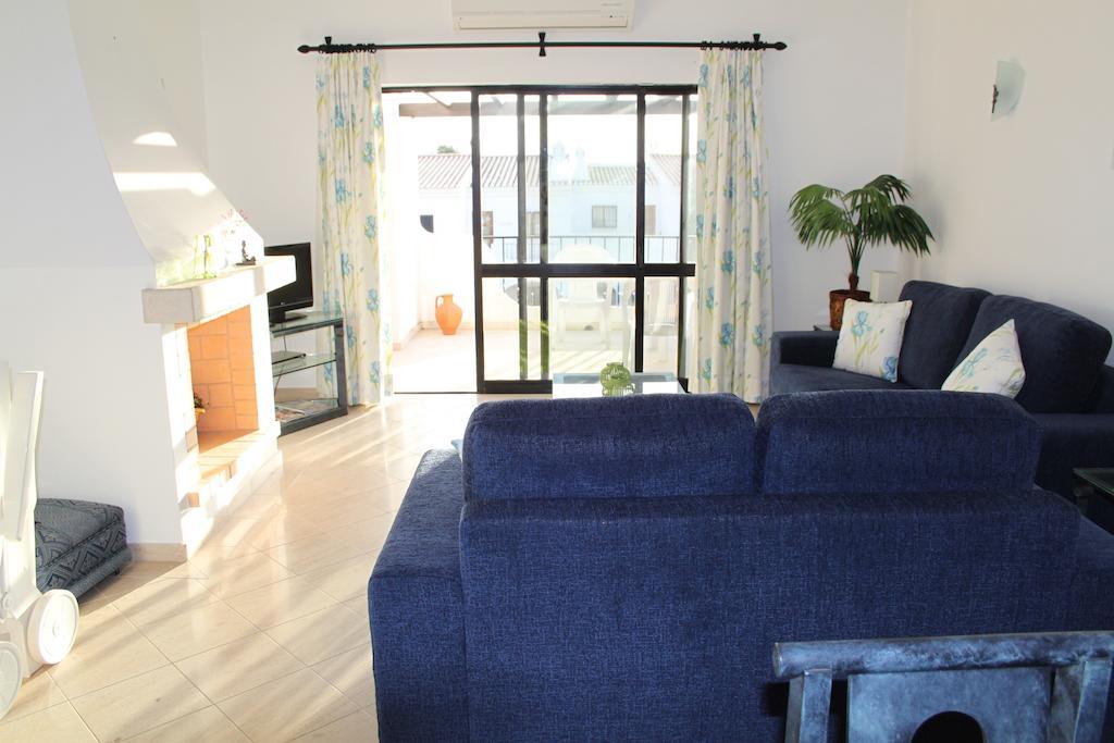 Alto Club Apartments Alvor Szoba fotó